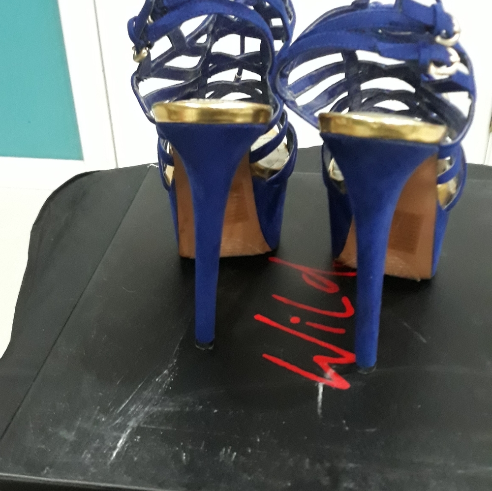 Platform sandals - Picture 3 of 3